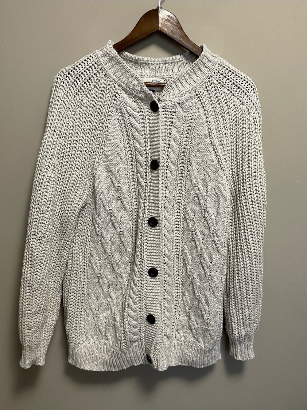 Universal Thread Off-White Cable Knit Cardigan with Dark Buttons Women’s Medium